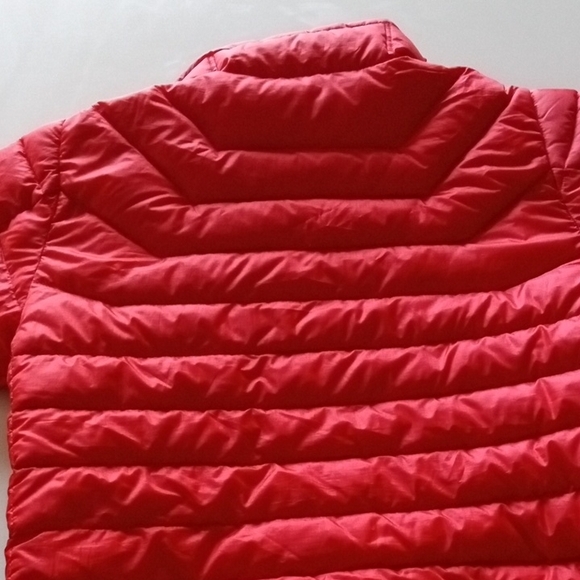 Stormtech Red Down Jacket size M - Picture 3 of 7